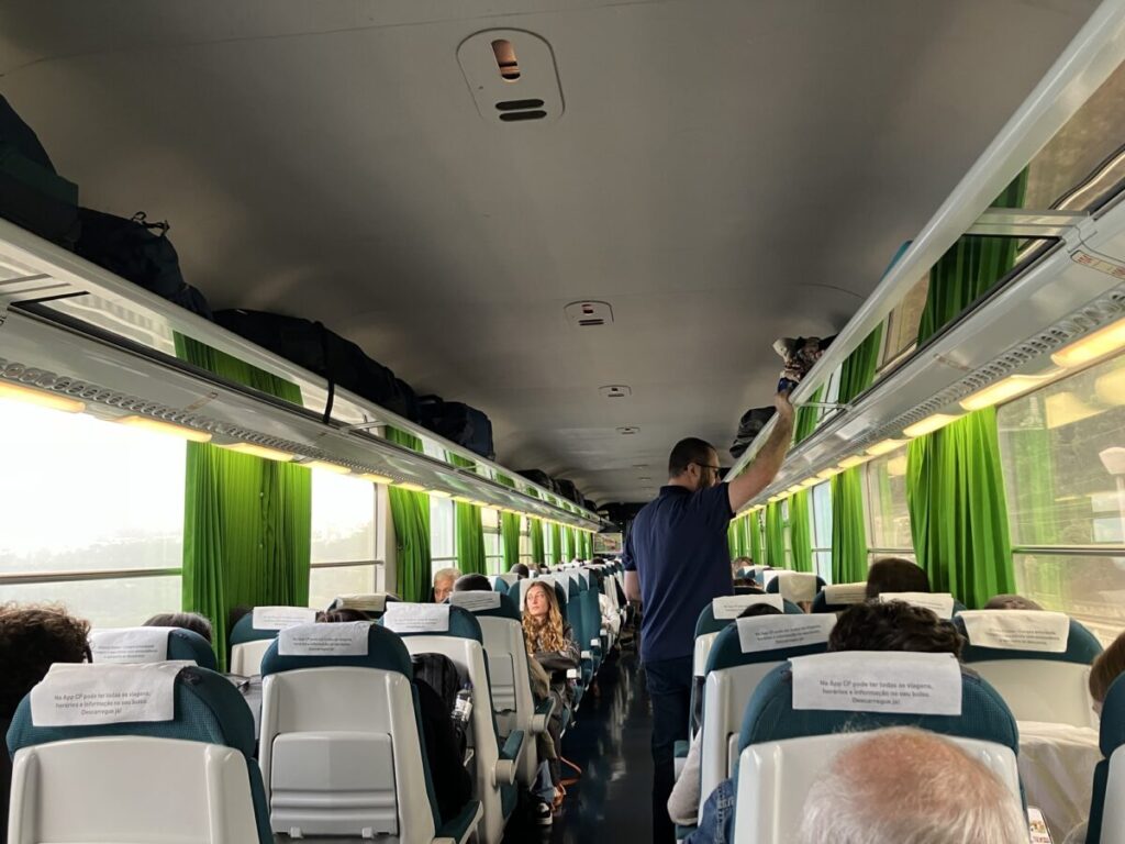 車内の様子】ポルトガル高速鉄道CP（リスボン⇔ポルト）に乗車してみた