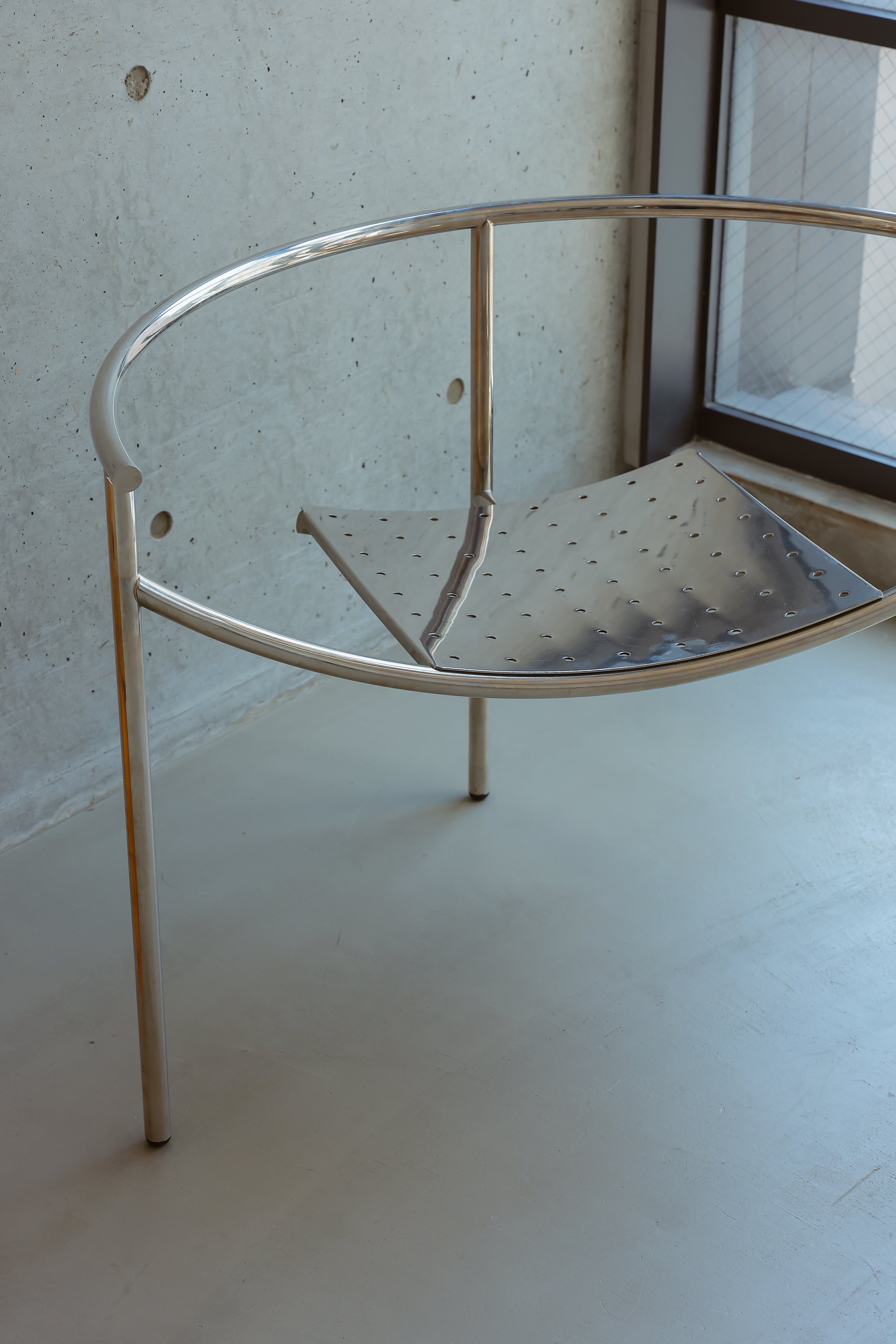 Dr Sonderbar Lounge Chair by Philippe Starck for XO – face