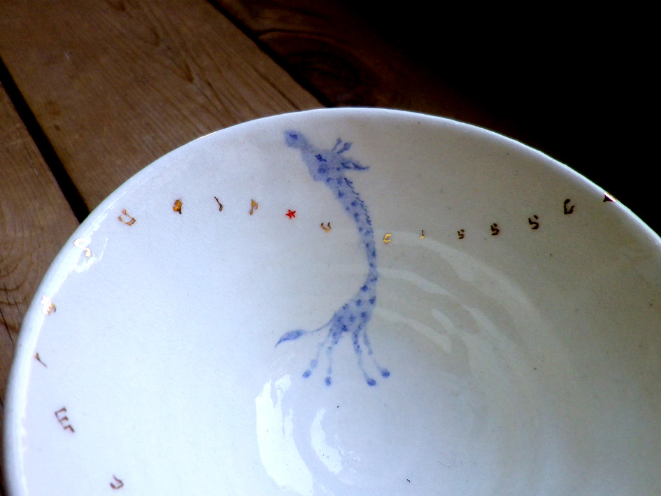 その時、その人のお皿」陶芸家MAJOによるお皿の絵付けのWS | ハーブ