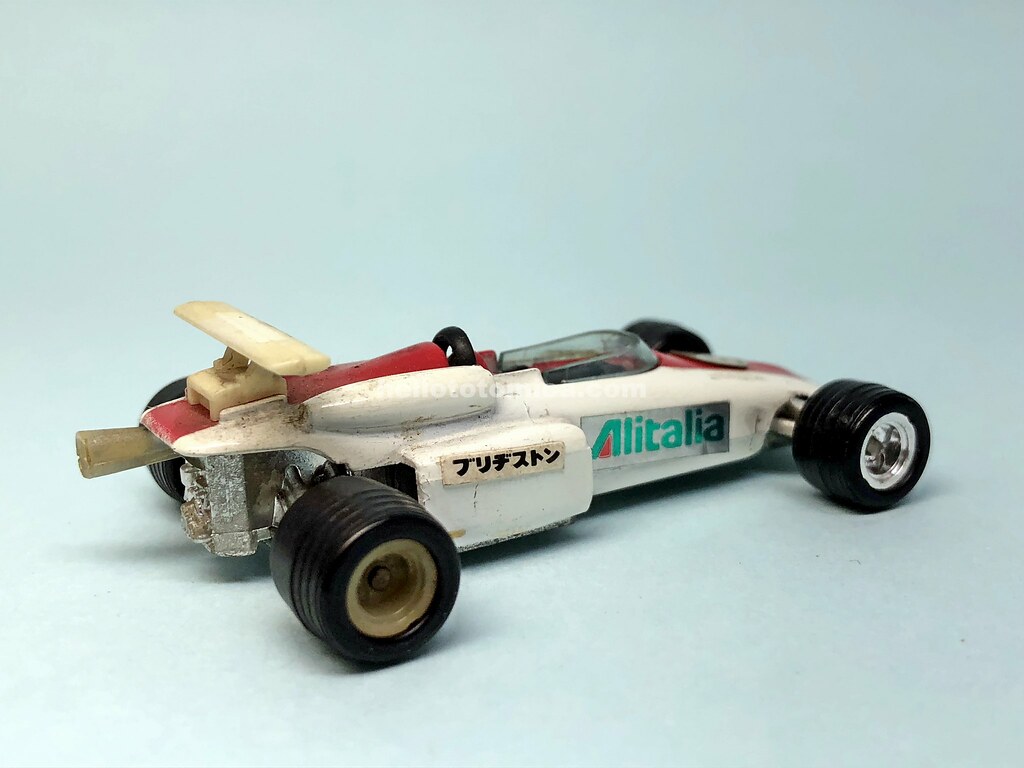 51-1 コルト F2000 | はるてんのトミカ