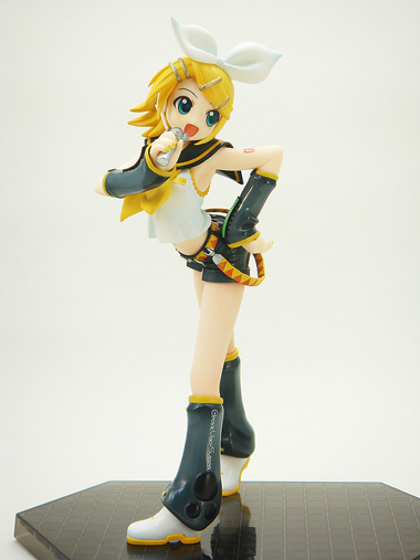 グッドスマイルカンパニー 1/8 鏡音リン レビュー - HYPER DiMENSiON