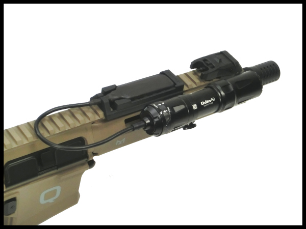 OLIGHT: Odin mini 1250ルーメン ストロボ ウェポンライト 各色の通販