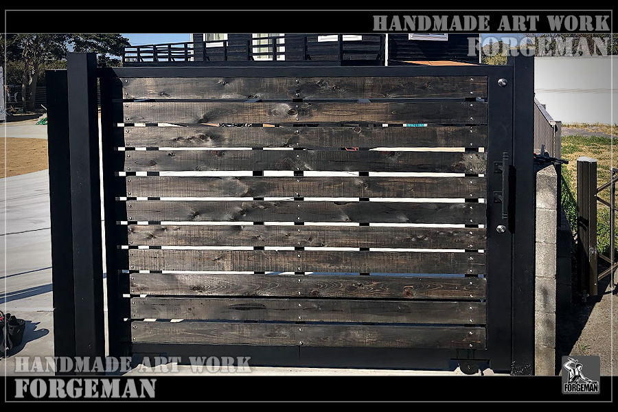 ◇アイアン製引戸門扉・アルミ製スライド式ドアのオーダーメイド製作