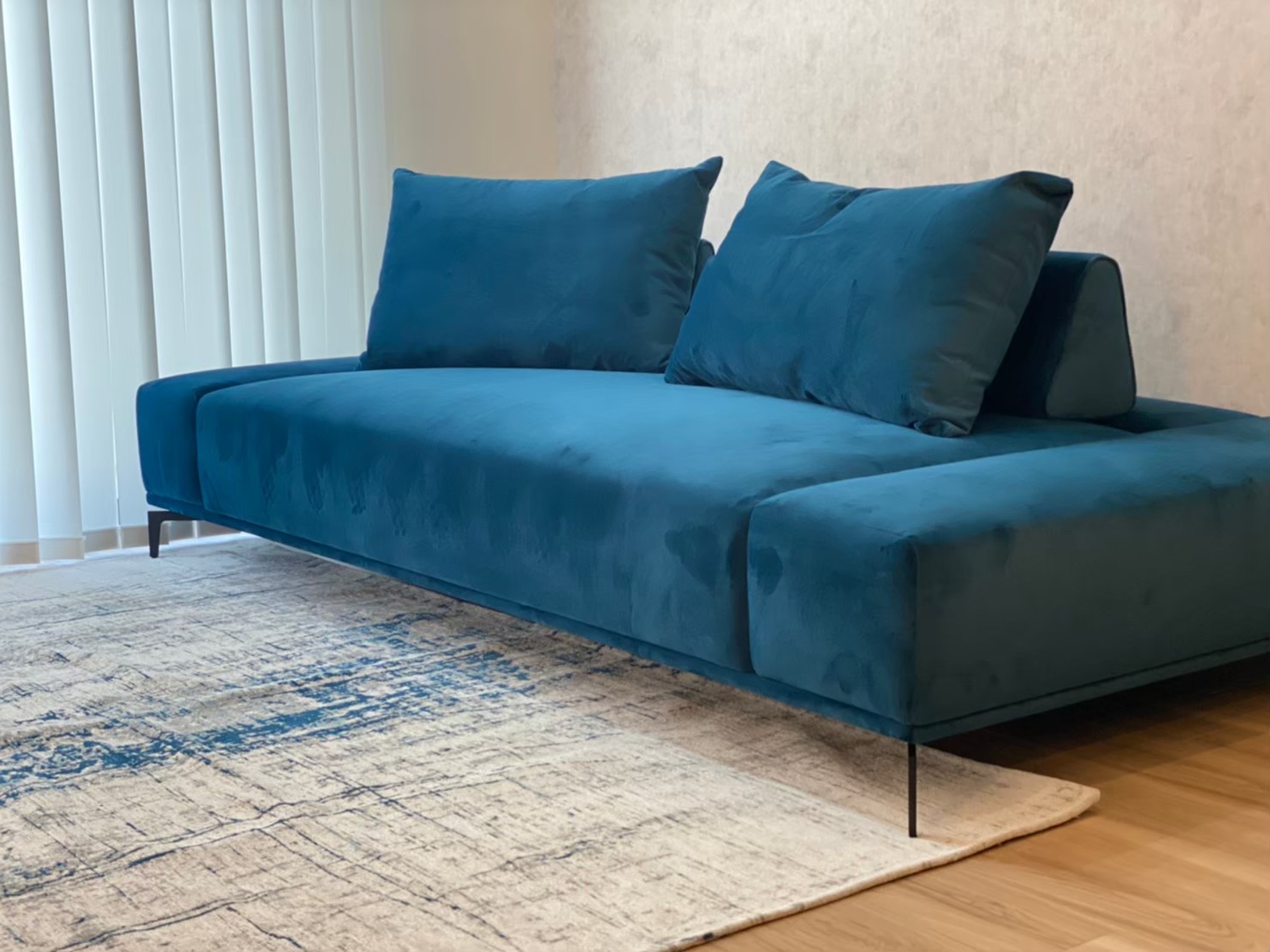 海外ブランドの洗練されたスタイル | Flou - 広島のインテリアショップ