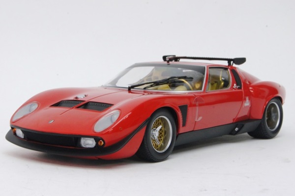 ランボルギーニ イオタ SVR 2008 レッド