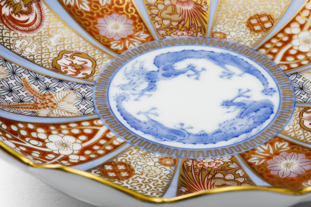 染錦金彩鳳凰 菊割中皿 | 有田焼 深川製磁｜公式オンラインストア