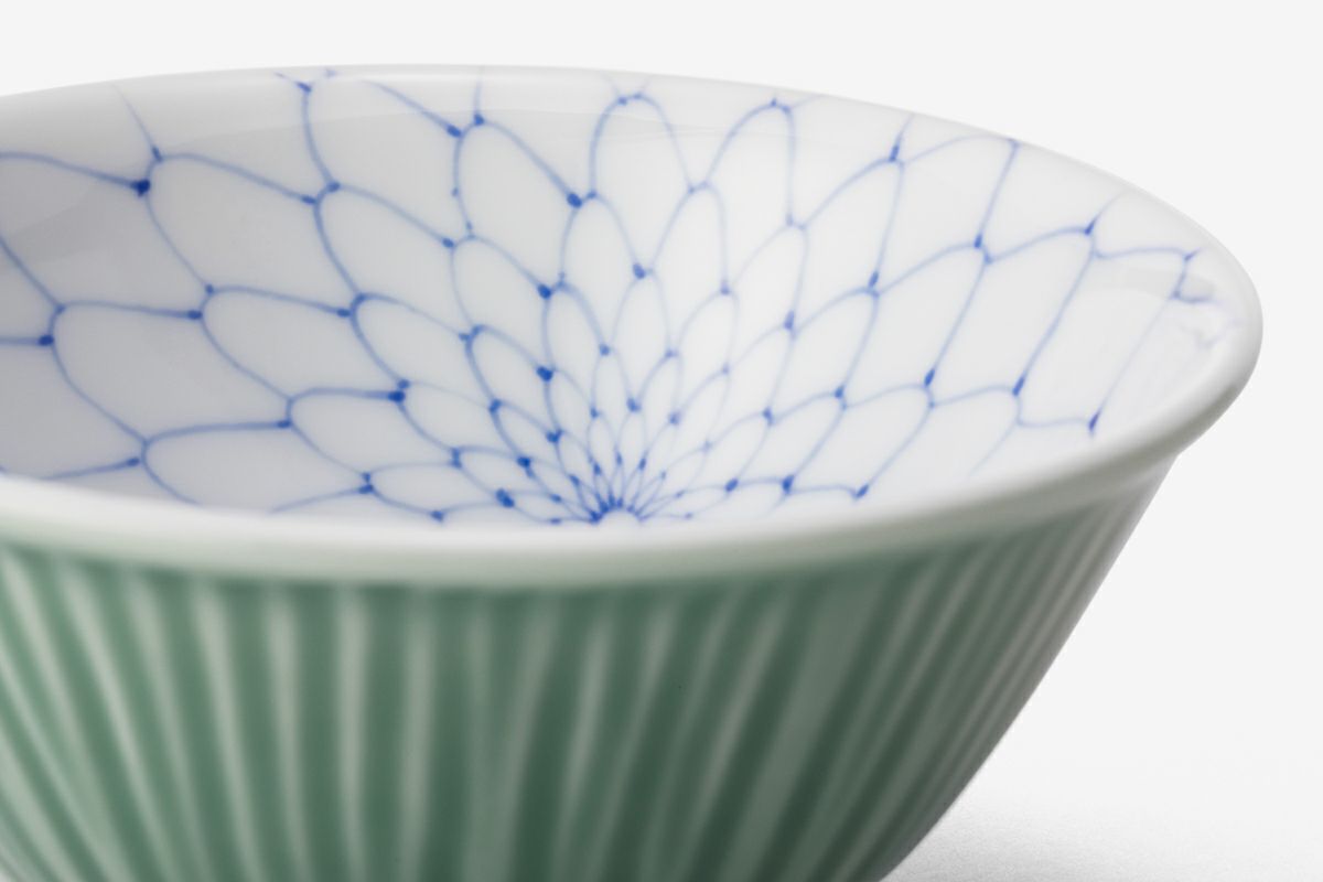 笹青磁網目 飯碗 | 有田焼 深川製磁｜公式オンラインストア