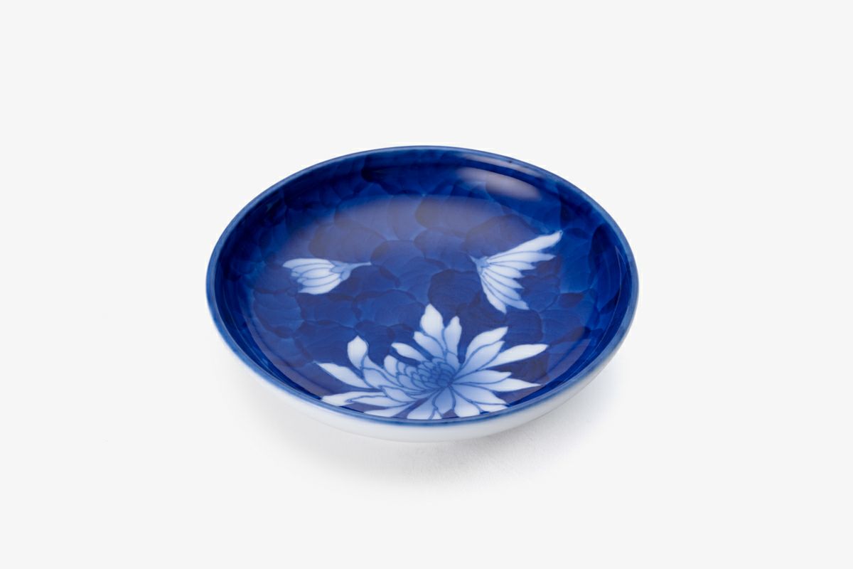 ☆古代青磁釉椿紋様 深皿 | 有田焼 深川製磁｜公式オンラインストア