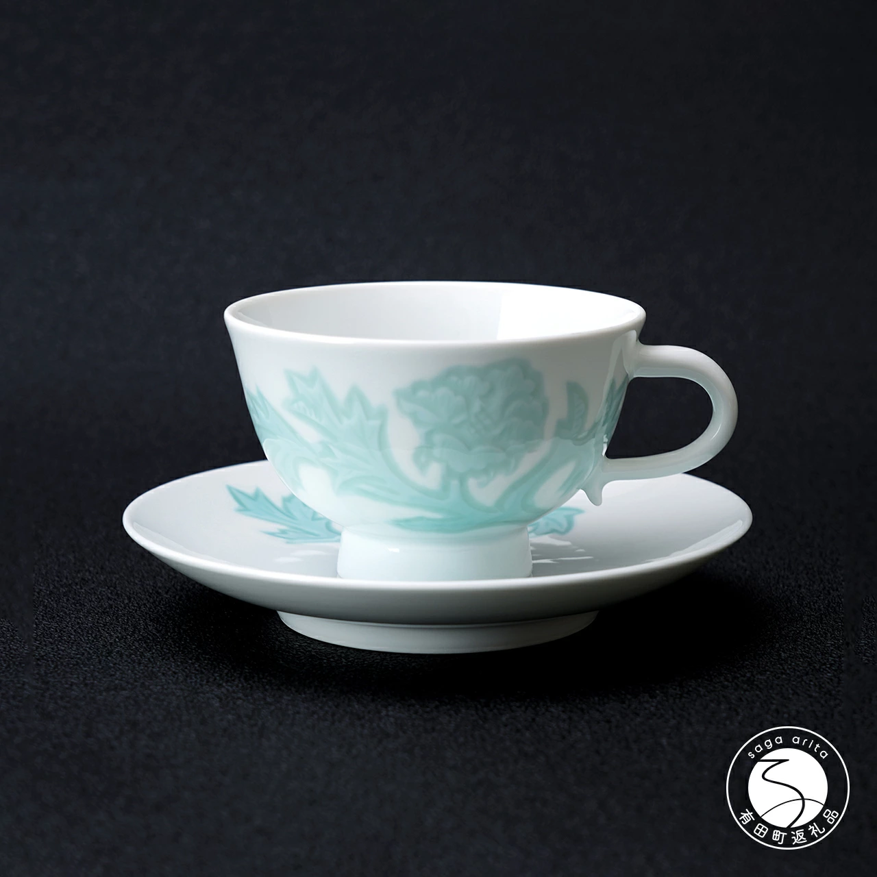 ふるさと納税 人間国宝 井上萬二作 白磁緑釉牡丹彫文紅茶碗 | 佐賀県有