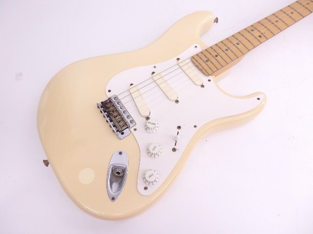 高額買取実施中!!】FENDER USA Eric Clapton Stratocaster Lace Sensor