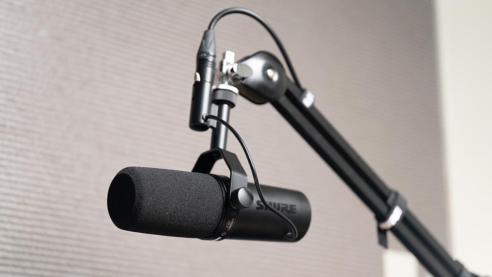 Shure SM7dB レビュー。プリアンプ内蔵された最強マイク | ゲームギーク