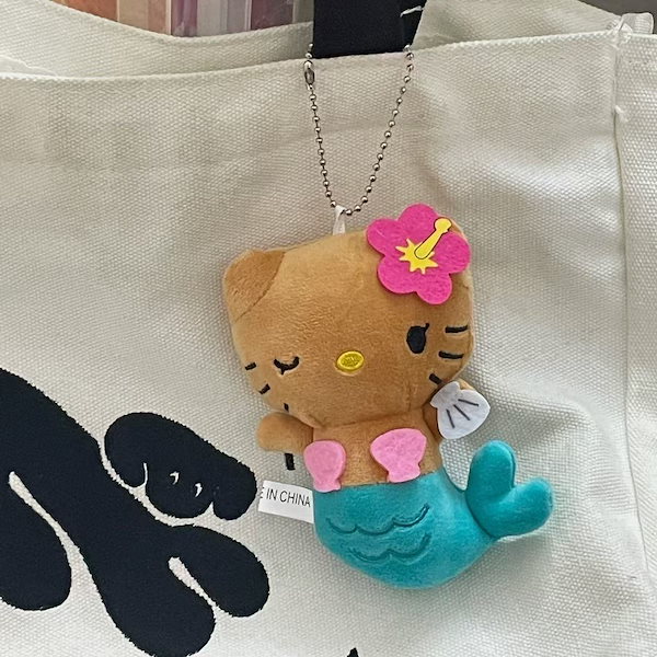 Qoo10] サンリオ 【极速出荷/最安値】キティちゃん キーホ