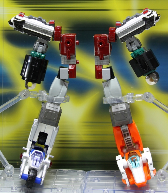 トランスフォーマーレジェンズ LG40 アストロトレイン レビュー