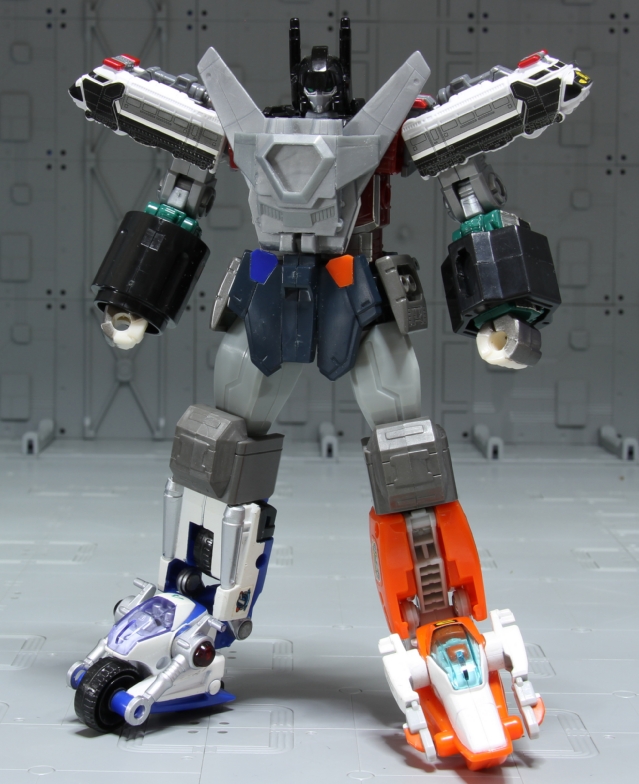 トランスフォーマーレジェンズ LG40 アストロトレイン レビュー