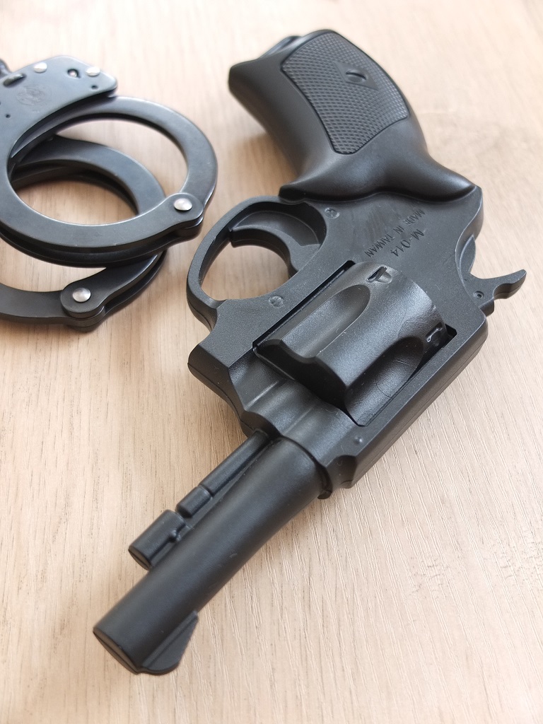 さくら造形 M014 警察拳銃: GFCのモデル玩具箱