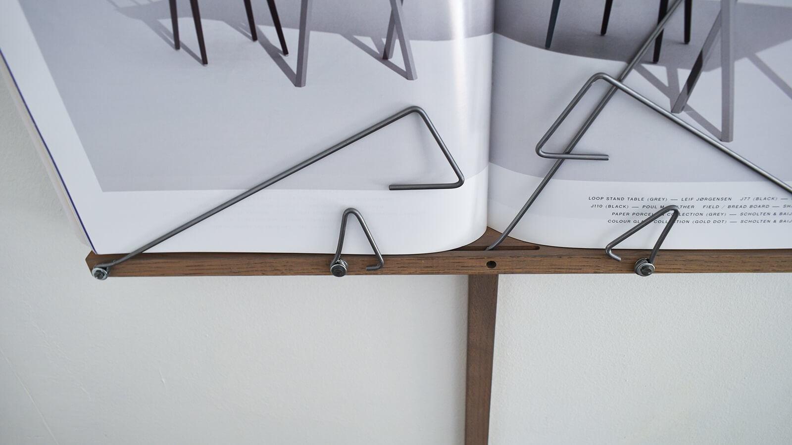 book on the wall / chikuni｜ CATAWARA（カタワラ）