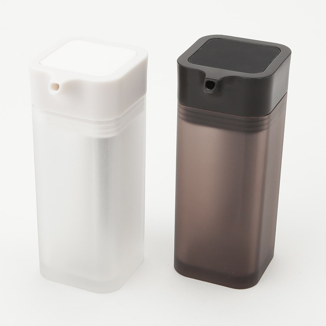 tower】マグネットプッシュ式醤油差し ホワイト｜浮かせる収納