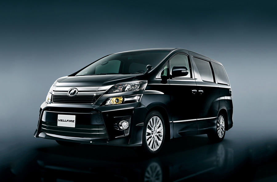 TOYOTA、アルファード、ヴェルファイアに特別仕様車および「高級シート