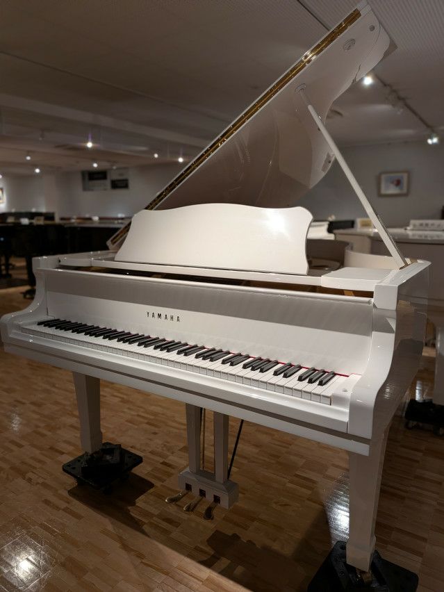 YAMAHA（ヤマハ） G5E 中古グランドピアノ ヤマハGシリーズのホワイト