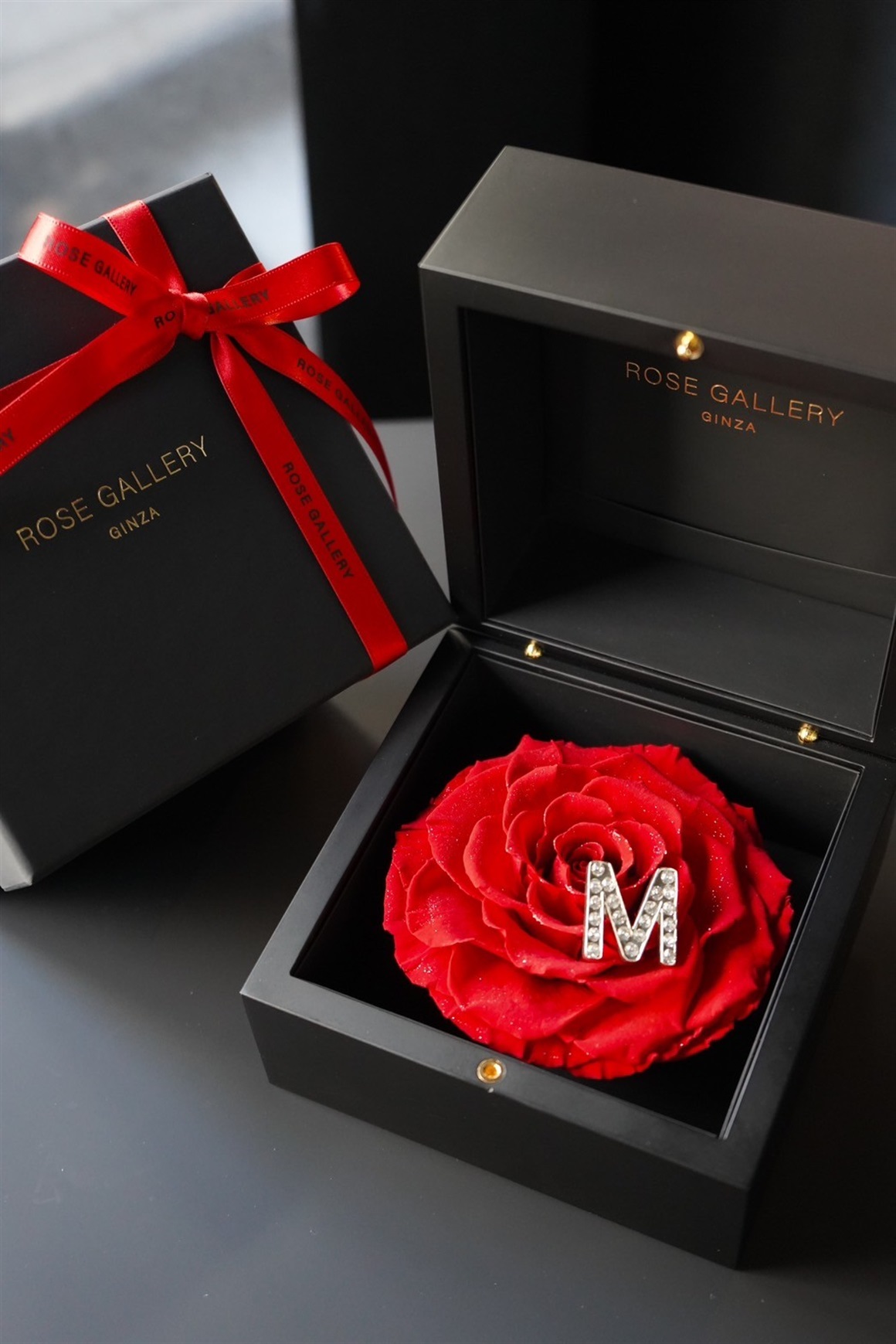 クリスタル付き ダイヤモンドローズ(L) ブライトレッド | 花のギフト