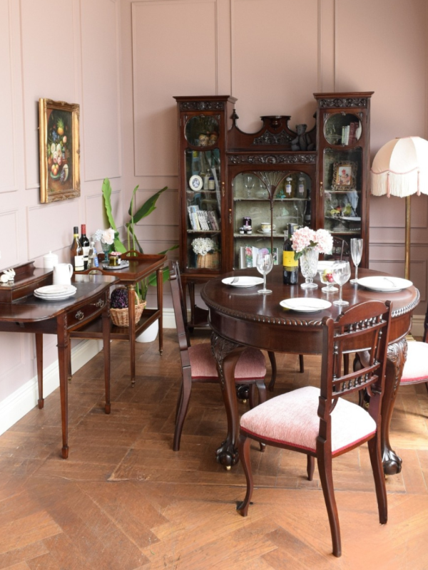 マホガニー材のおしゃれなアンティークの家具、イギリスで見つけた伸長