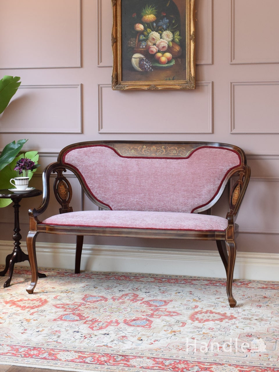 象嵌が美しいアンティークチェア、マホガニー材を使ったセティ（ソファ