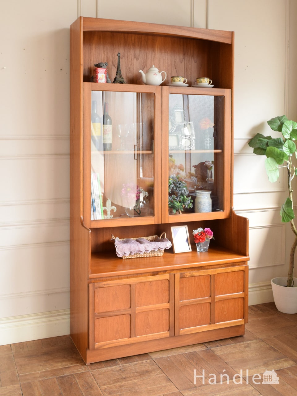 北欧スタイルのビンテージ家具、ネイサン社のおしゃれなガラス