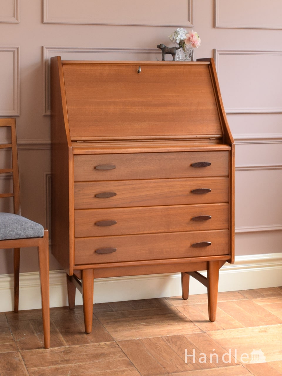 北欧スタイルのヴィンテージデスク、イギリスから届いたライティング