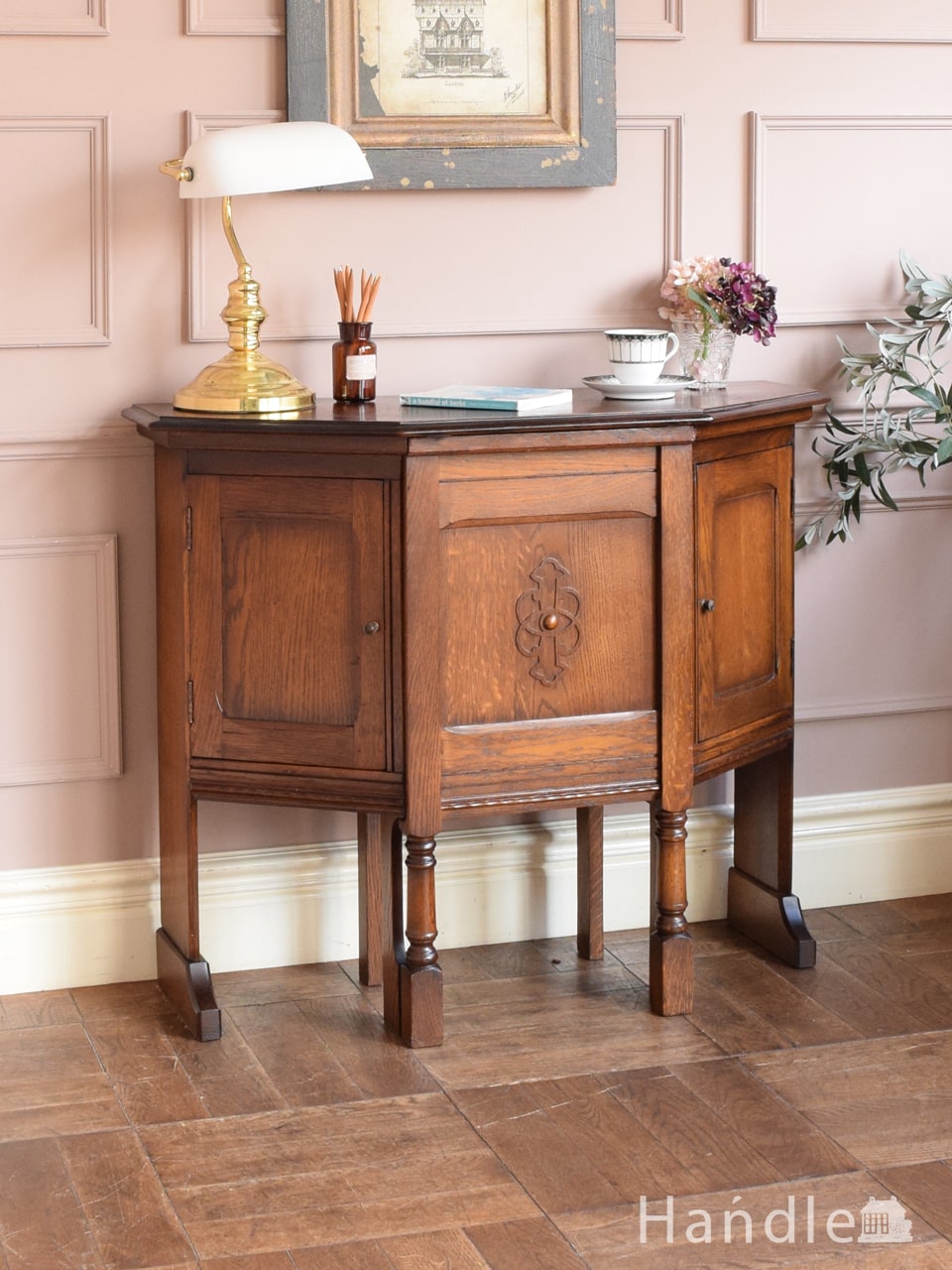 イギリスのシックなアンティーク家具、書斎で使うライティングデスク(q