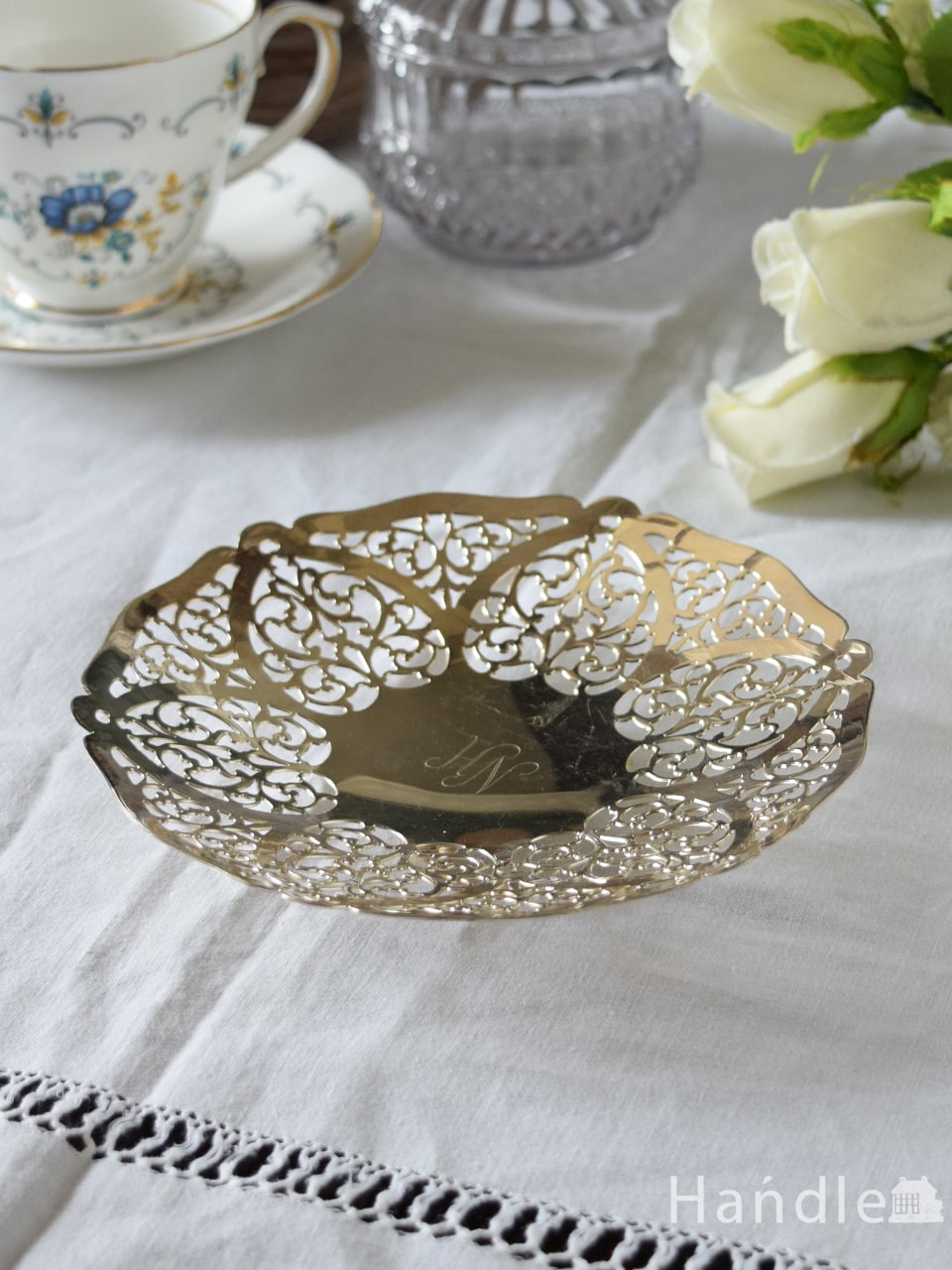 英国アンティークのシルバー雑貨、シルバープレートの透かし彫りが