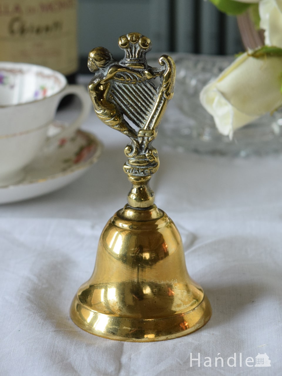 英国で見つけたアンティークの真鍮雑貨、天使×ハープの真鍮ベル(m-6388