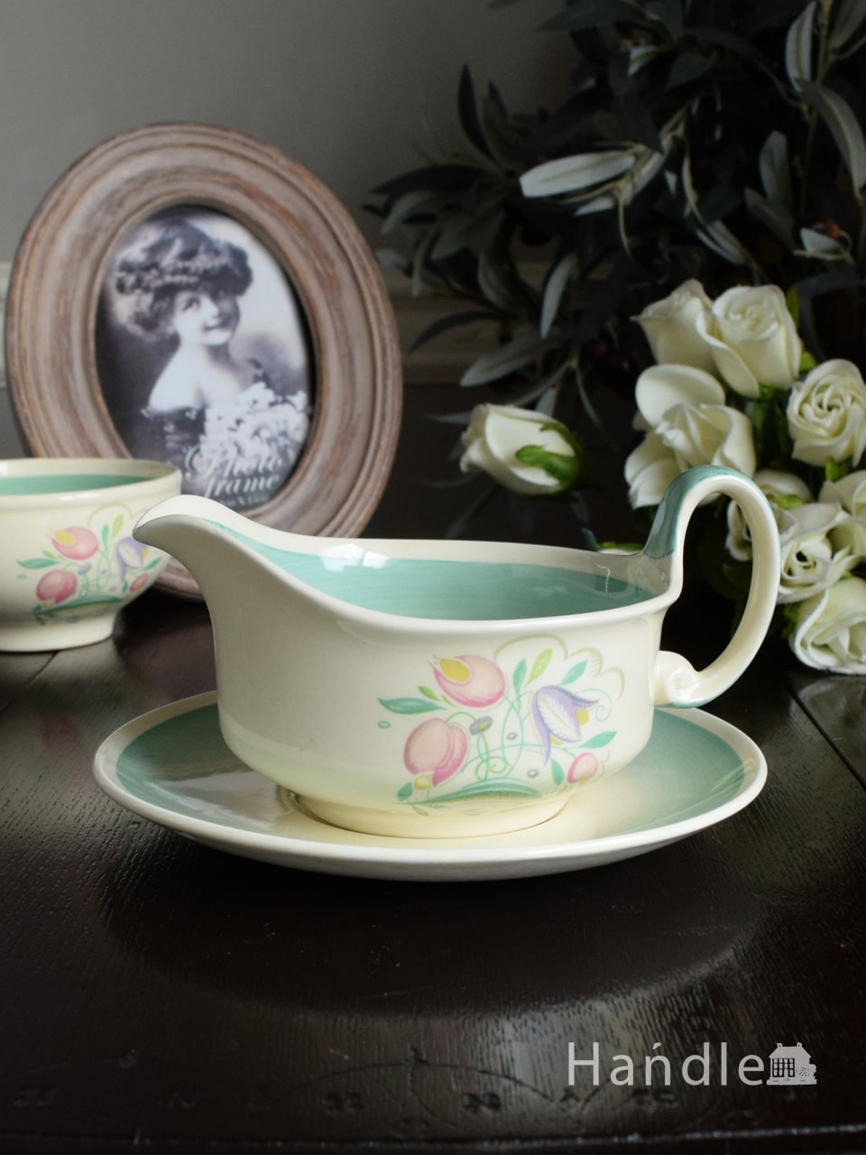 スージークーパー（Susie Cooper）のビンテージ食器、ドレスデン