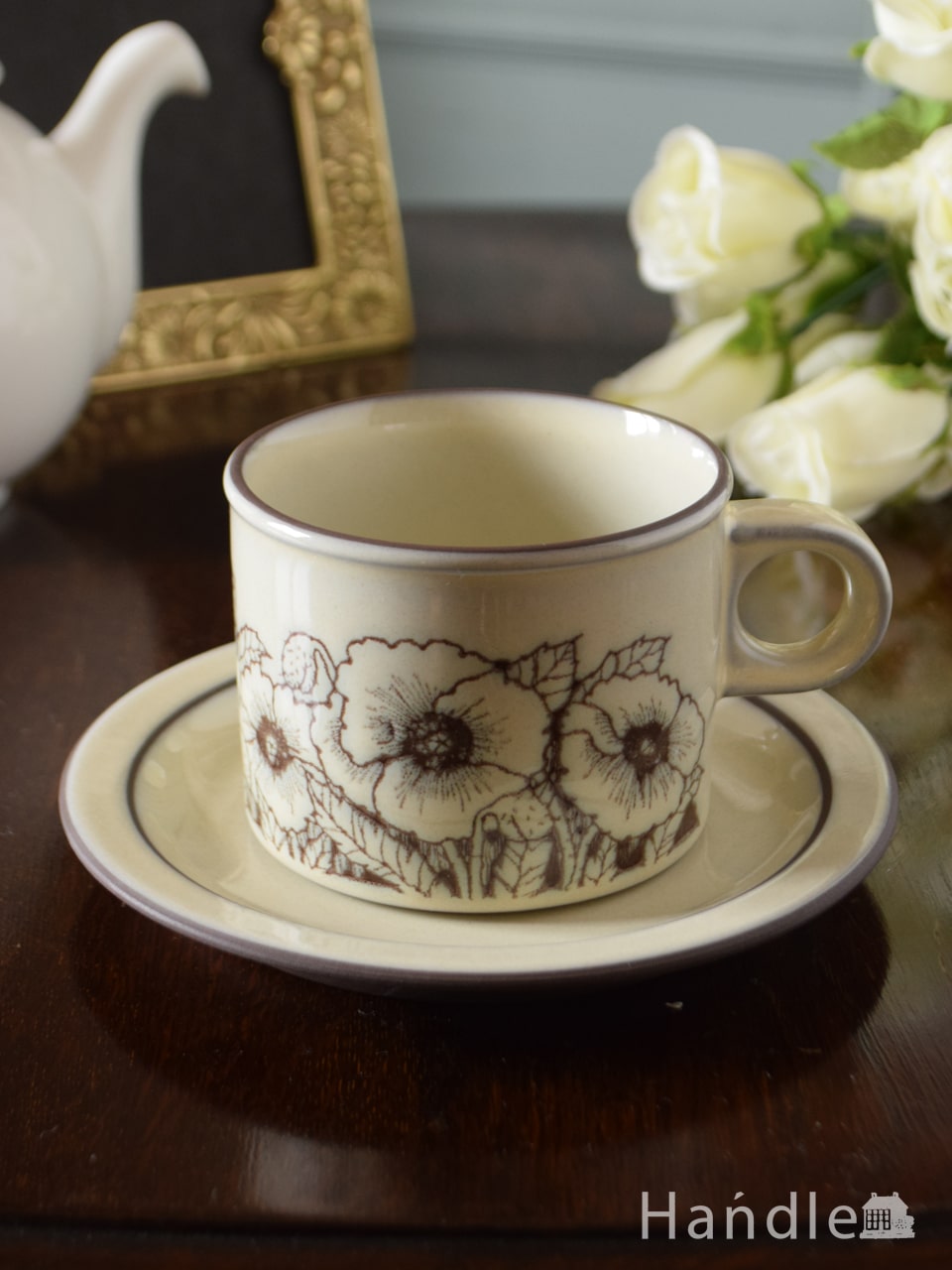 英国ホーンジー社のビンテージ食器、コーンローズのカップ＆ソーサー(k