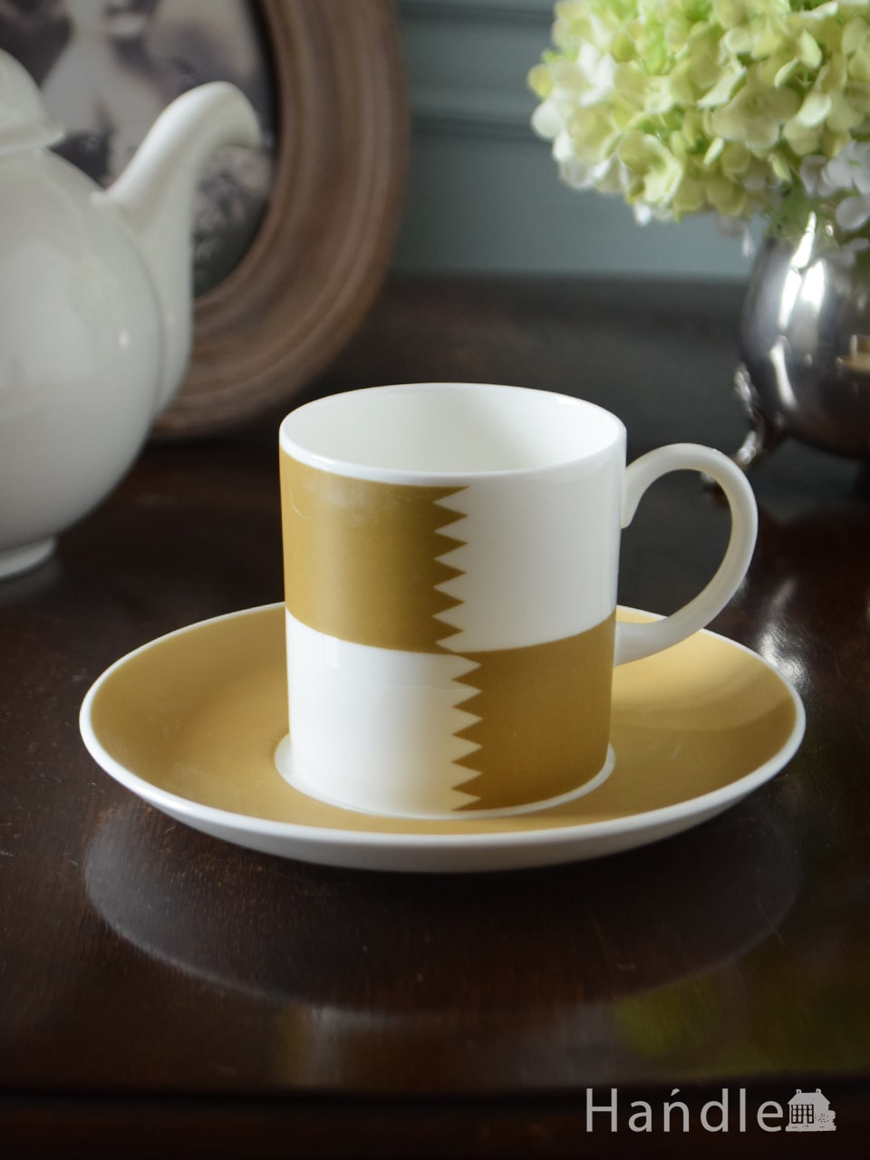 スージークーパーのヘラルドリィ（Heraldry）、アンティークカップ