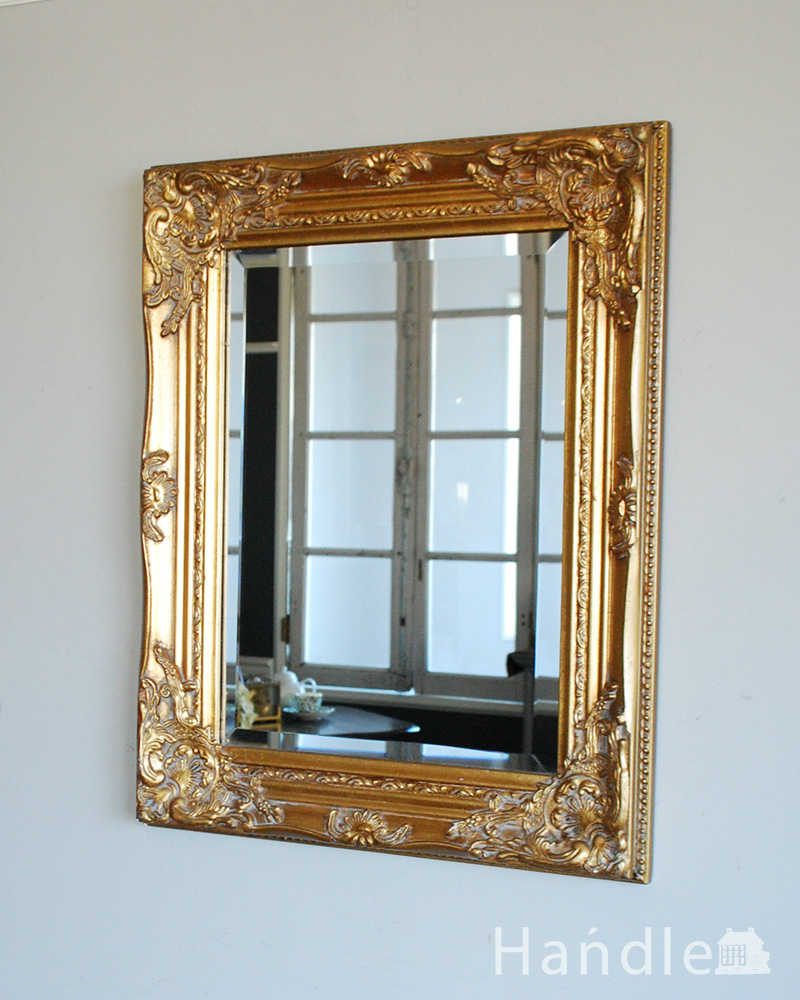 ゴールドのフレームが素敵なイギリス輸入のアンティークミラー(k-2043