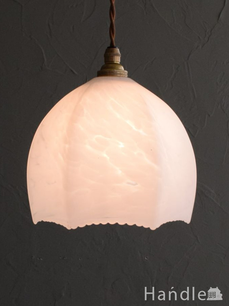 イギリスで見つけたおしゃれなアンティークペンダントライト（コード