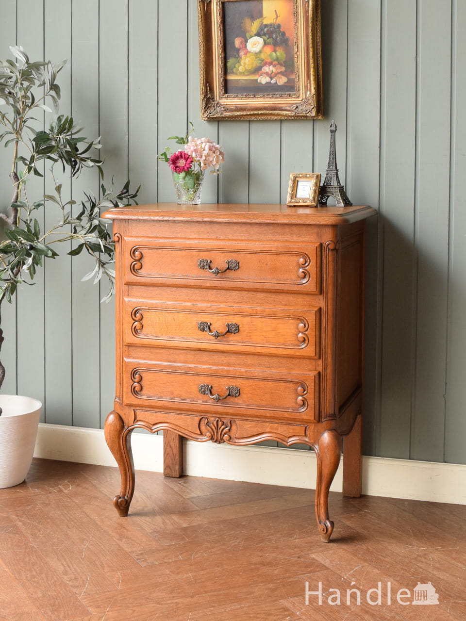 天板のパーケットリーがおしゃれなチェスト、フランスから届いた