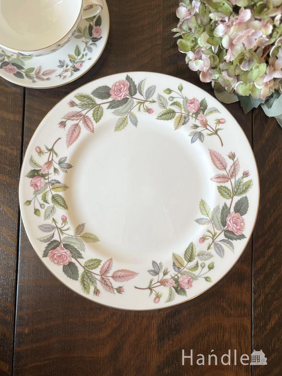 ウェッジウッドのハサウェイローズ、アンティークのディナープレート(m