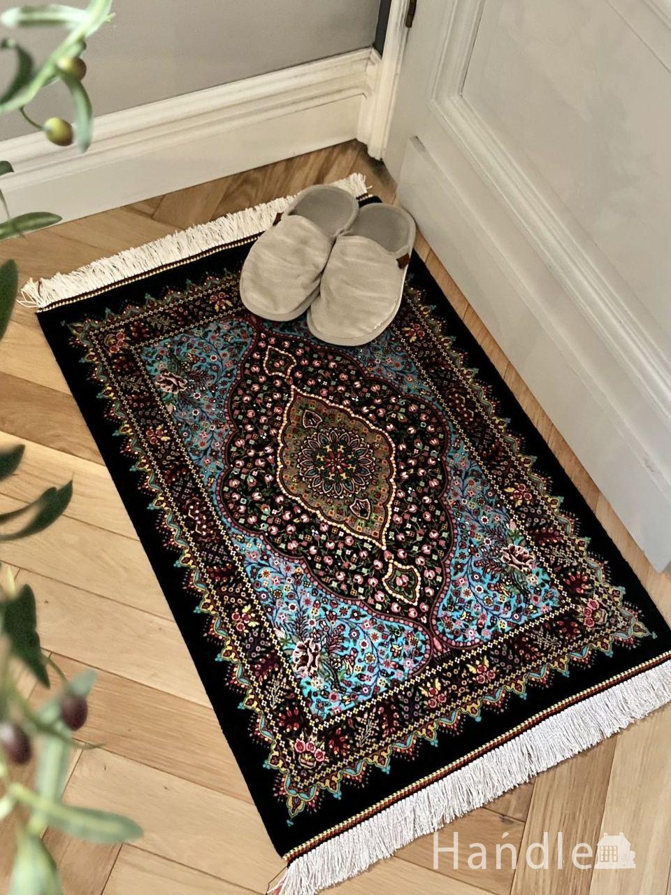 ペルシャ絨毯の使いやすい玄関マット、クムで織られたシルクの