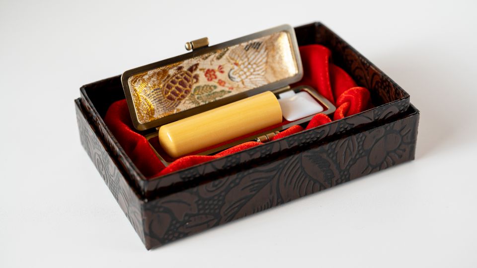 薩摩本柘印鑑のお手入れ方法 | 完全手彫り印鑑の実印・通販 せんば堂