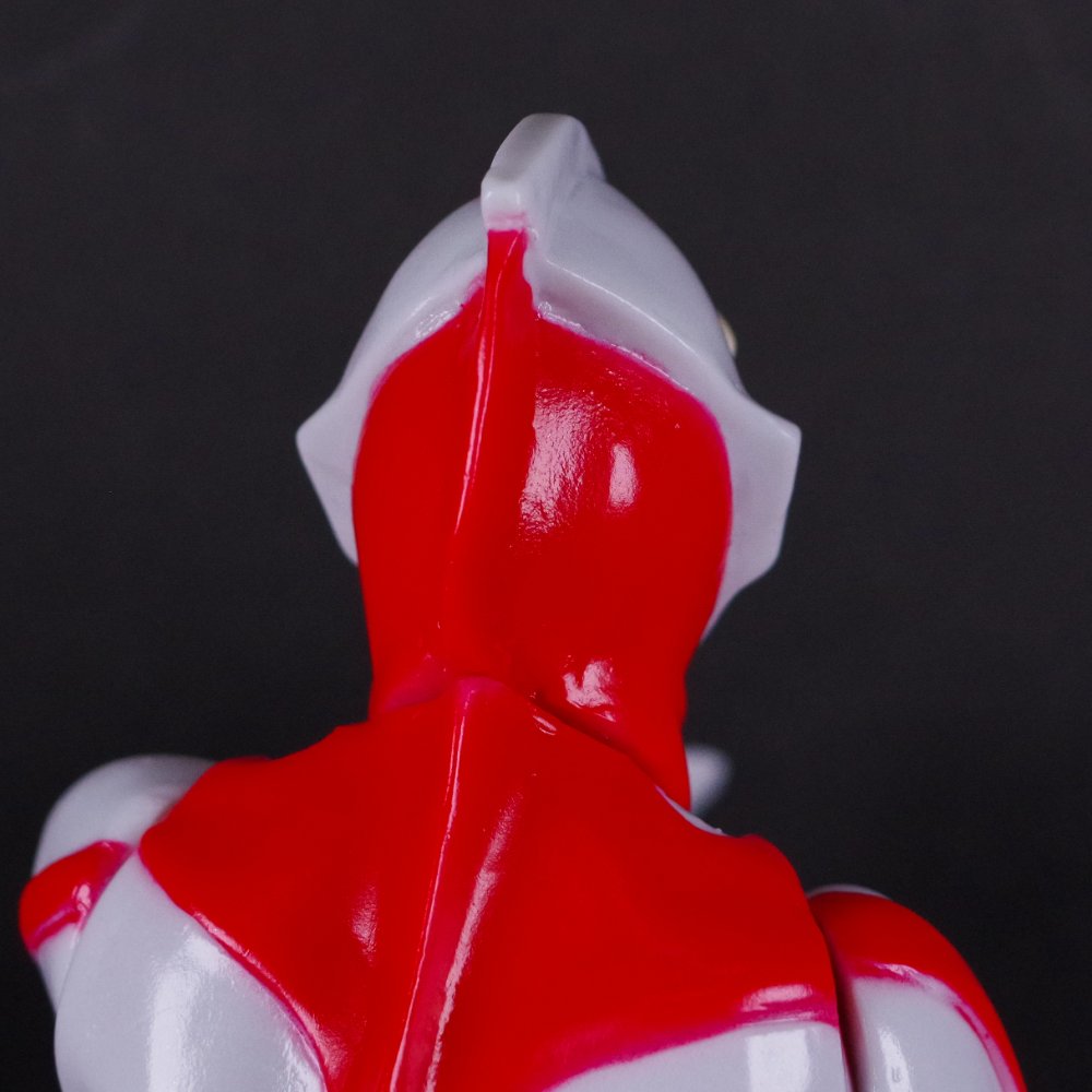 6月23日(日)より販売開始】【ヒカリトイズ】ウルトラマンが登場