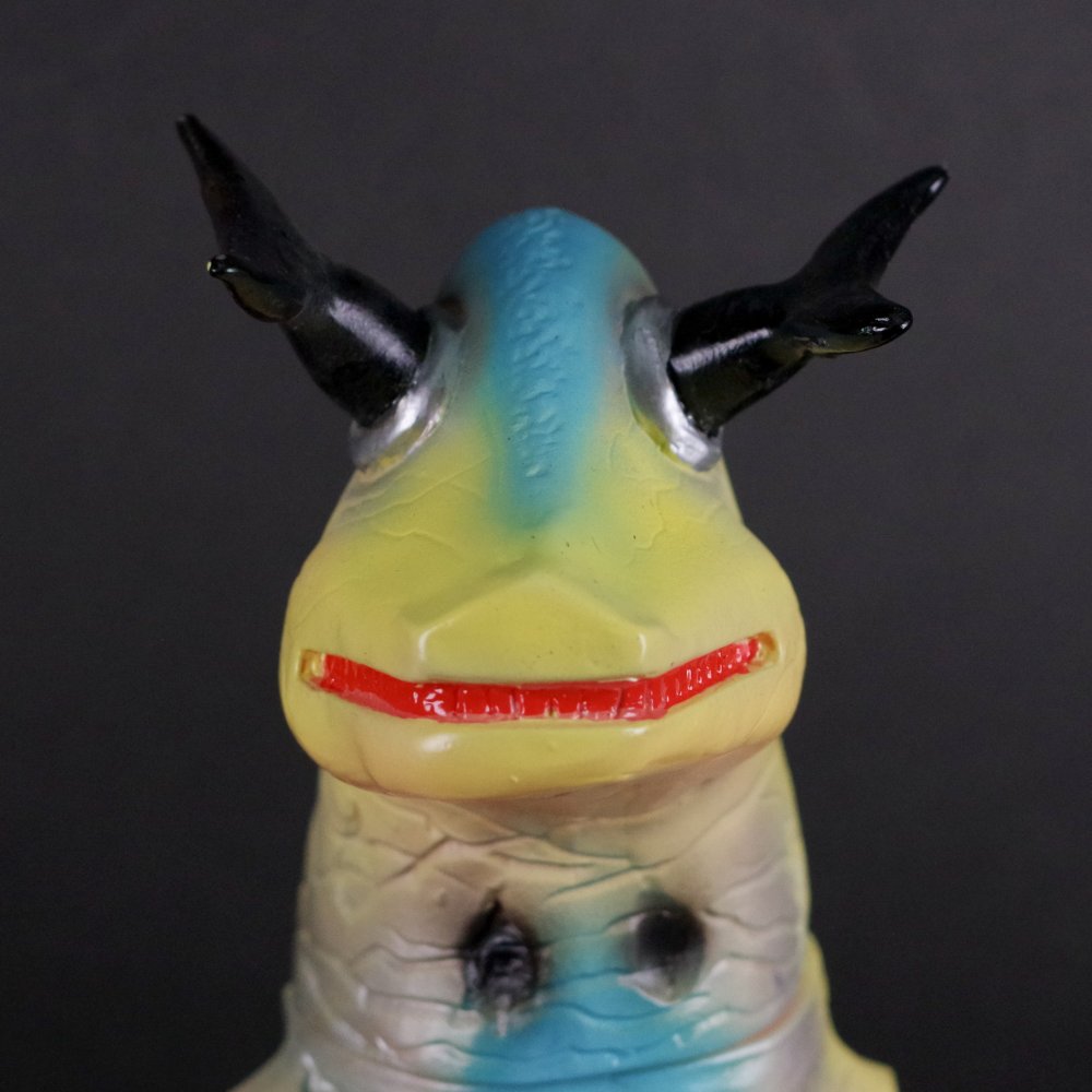 8月4日(日)より販売開始】【ブルマァク】エレキング(レトロカラー)が