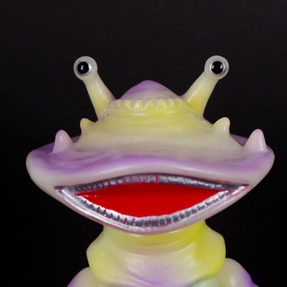 2月8日(土)より販売開始】【ブルマァク】リトルカネゴン(蓄光パープル