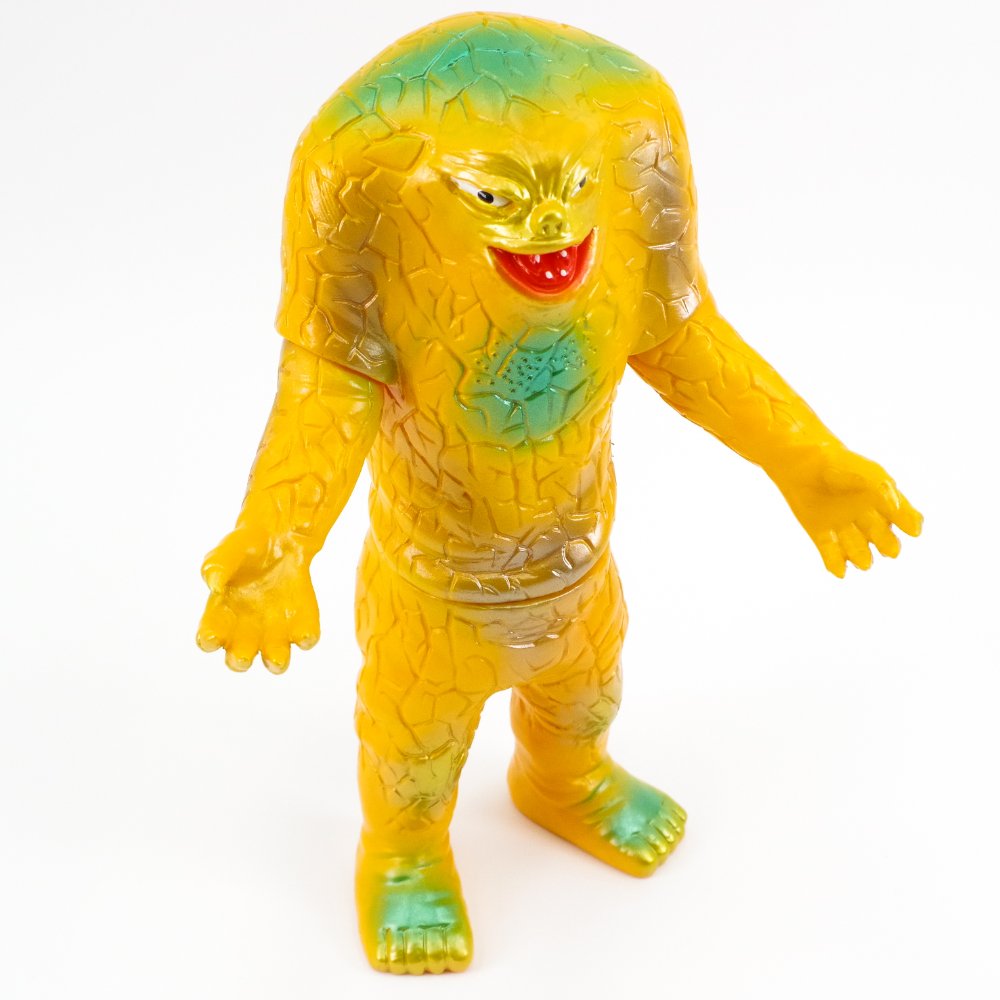 4月4日(金)から《はじめてのウルトラマン展》福岡会場で発売開始