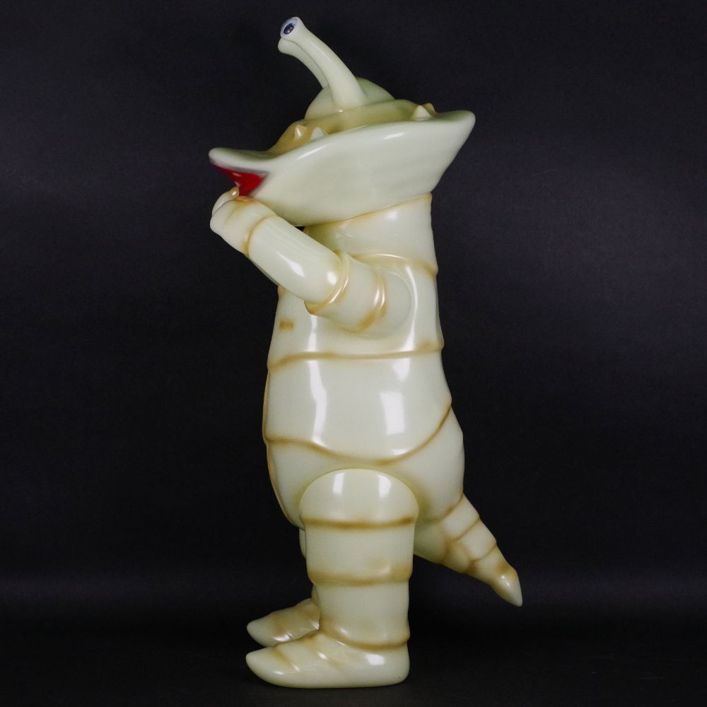 5月20日(土)11時より販売開始】【U.S.TOYS】Gカネゴン(蓄光ゴールド)が