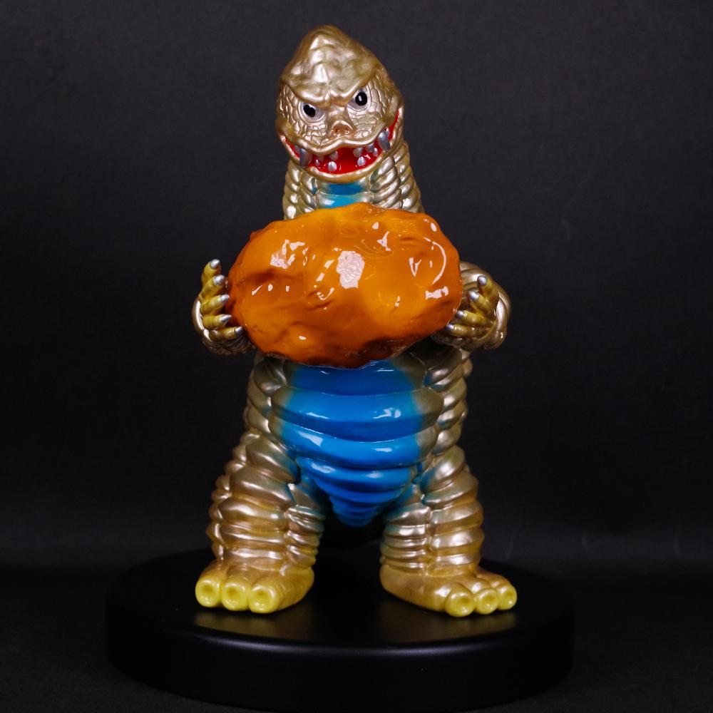 11月25日(土)より《TSUBURAYA CONVENTION 2023》で販売開始】【STRANGE