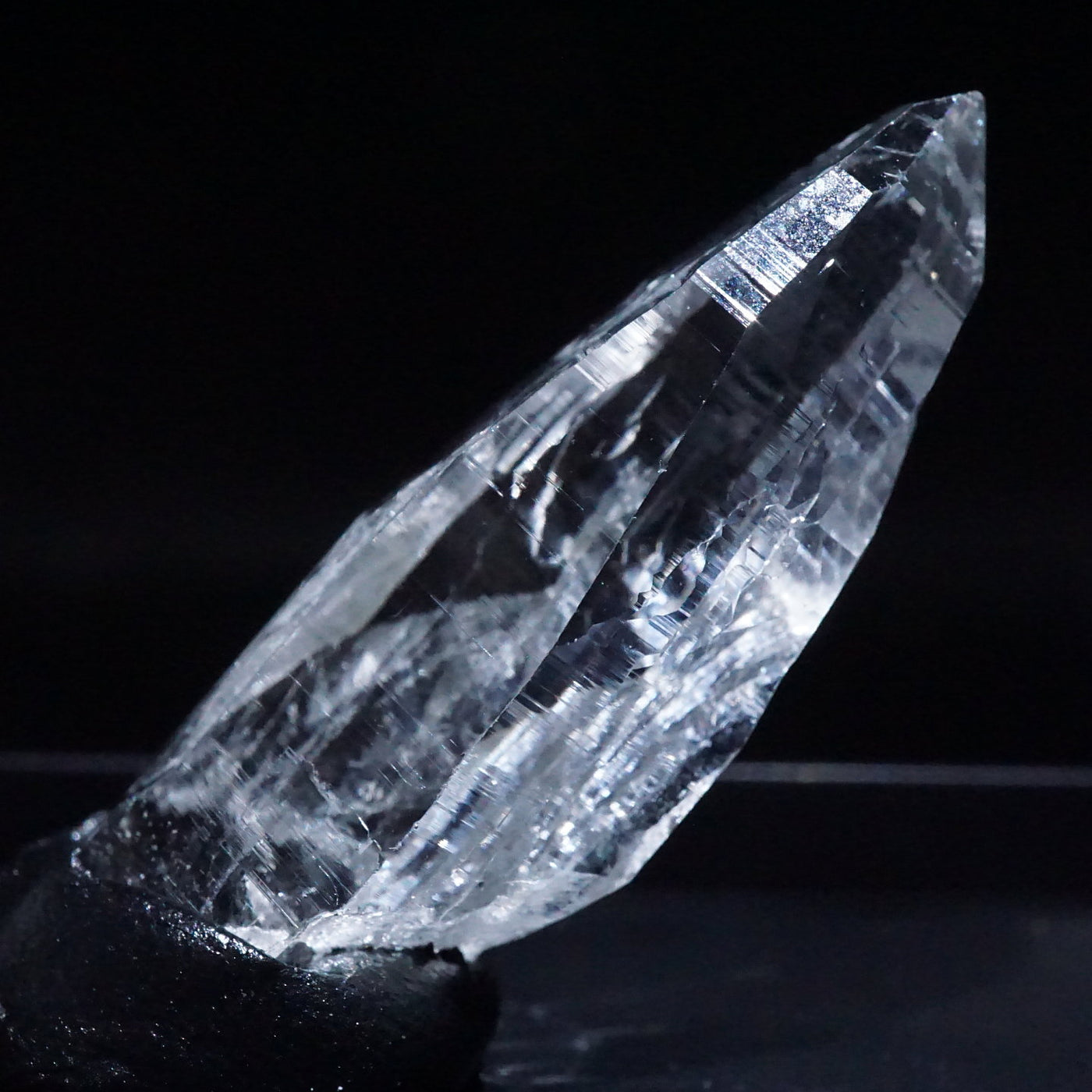 ネパール産 ヒマラヤ水晶 – 天然石ハッピーギフト