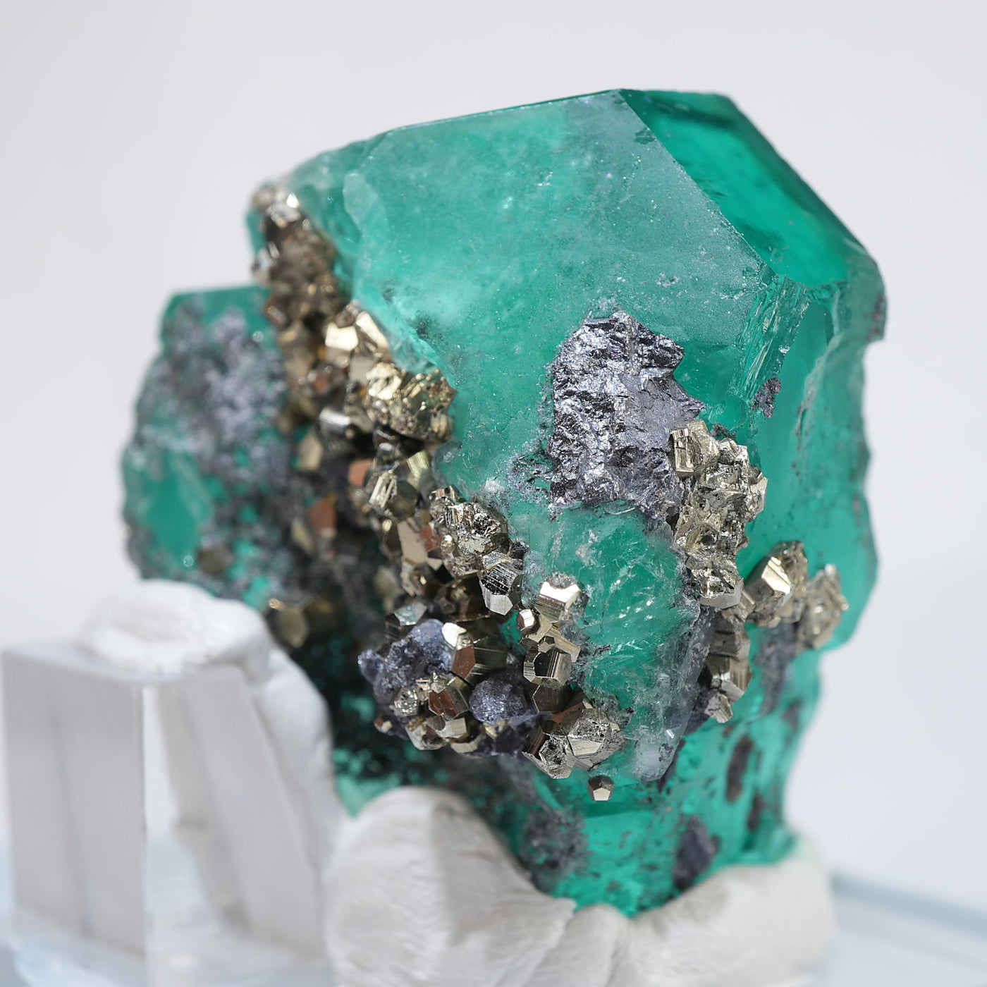 ペルー 産 フローライト・パイライト|ハッピーギフト – 天然石ハッピー