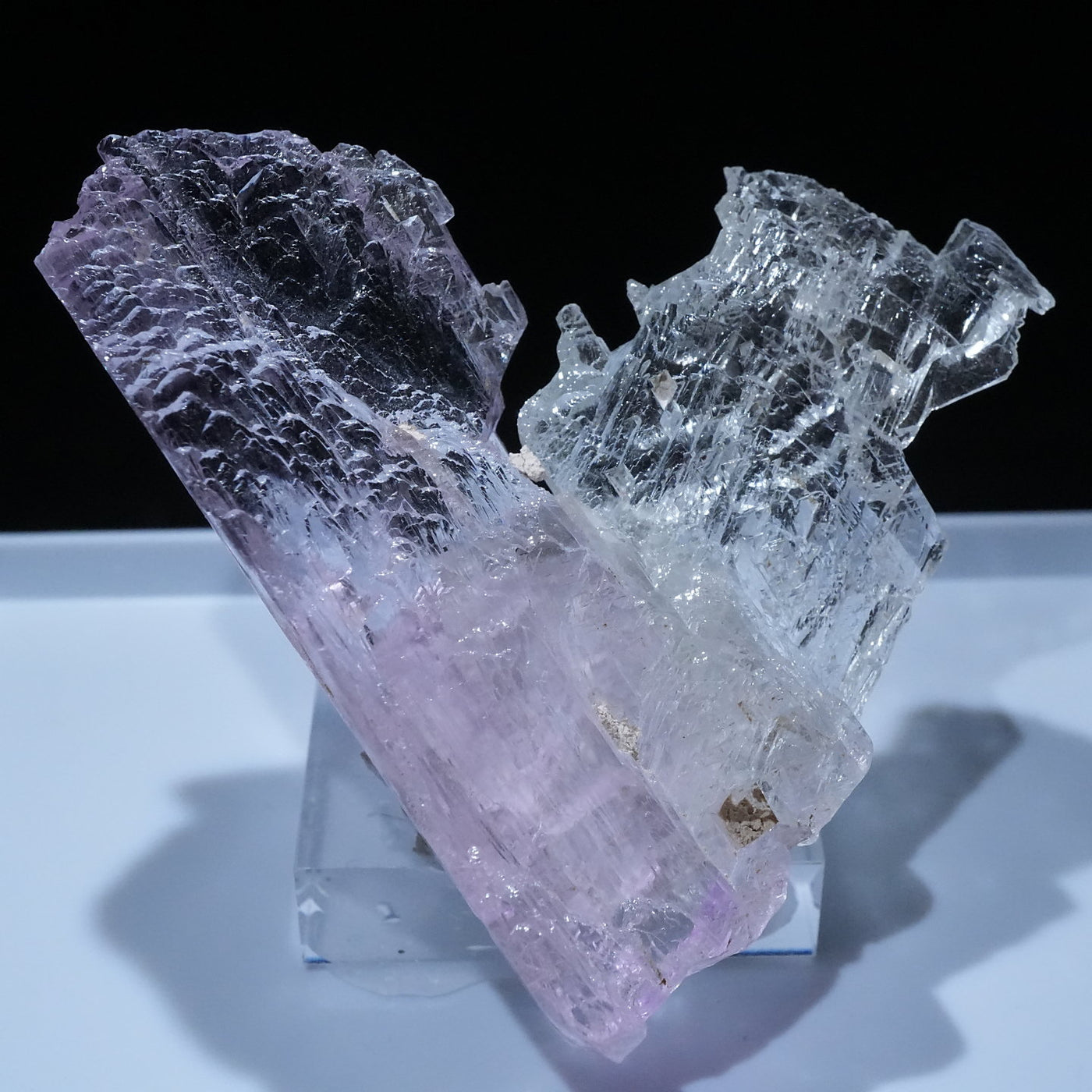 アフガニスタン産 クンツァイト|ハッピーギフト – 天然石ハッピーギフト