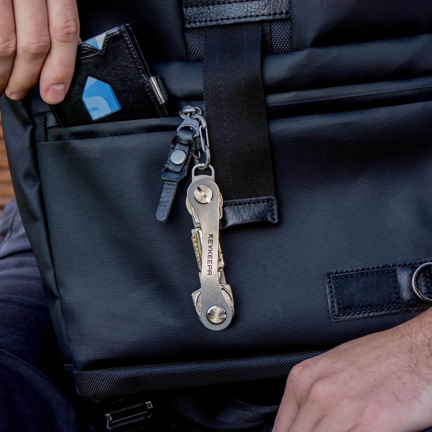 最大12個のカギが収納できるキーオガナイザー – HATCH